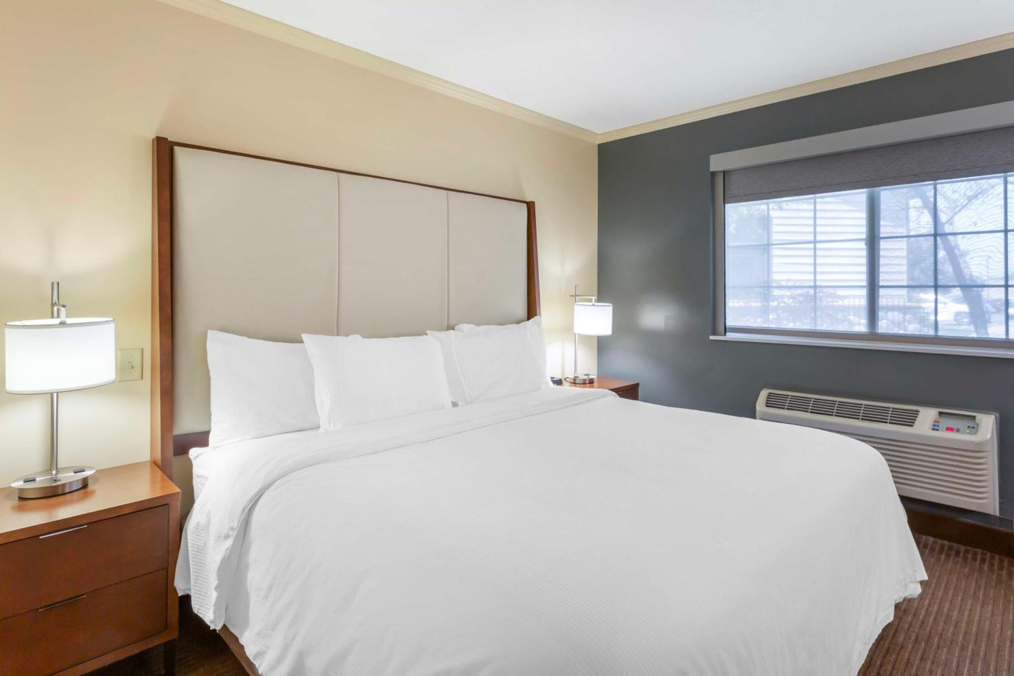 Best Western Plus Cotton Tree Inn North Salt Lake Exterior photo