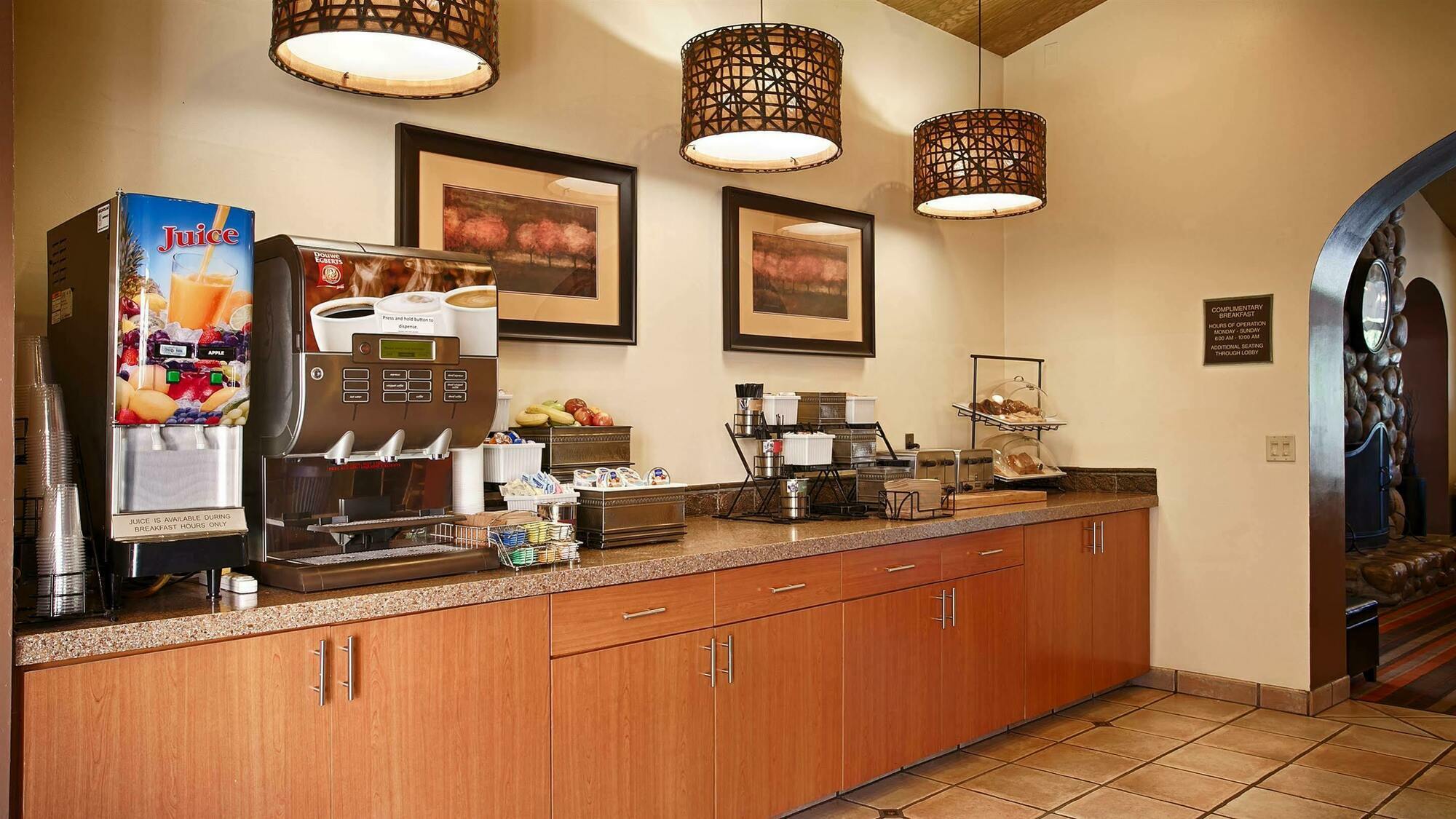 Best Western Plus Cotton Tree Inn North Salt Lake Exterior photo