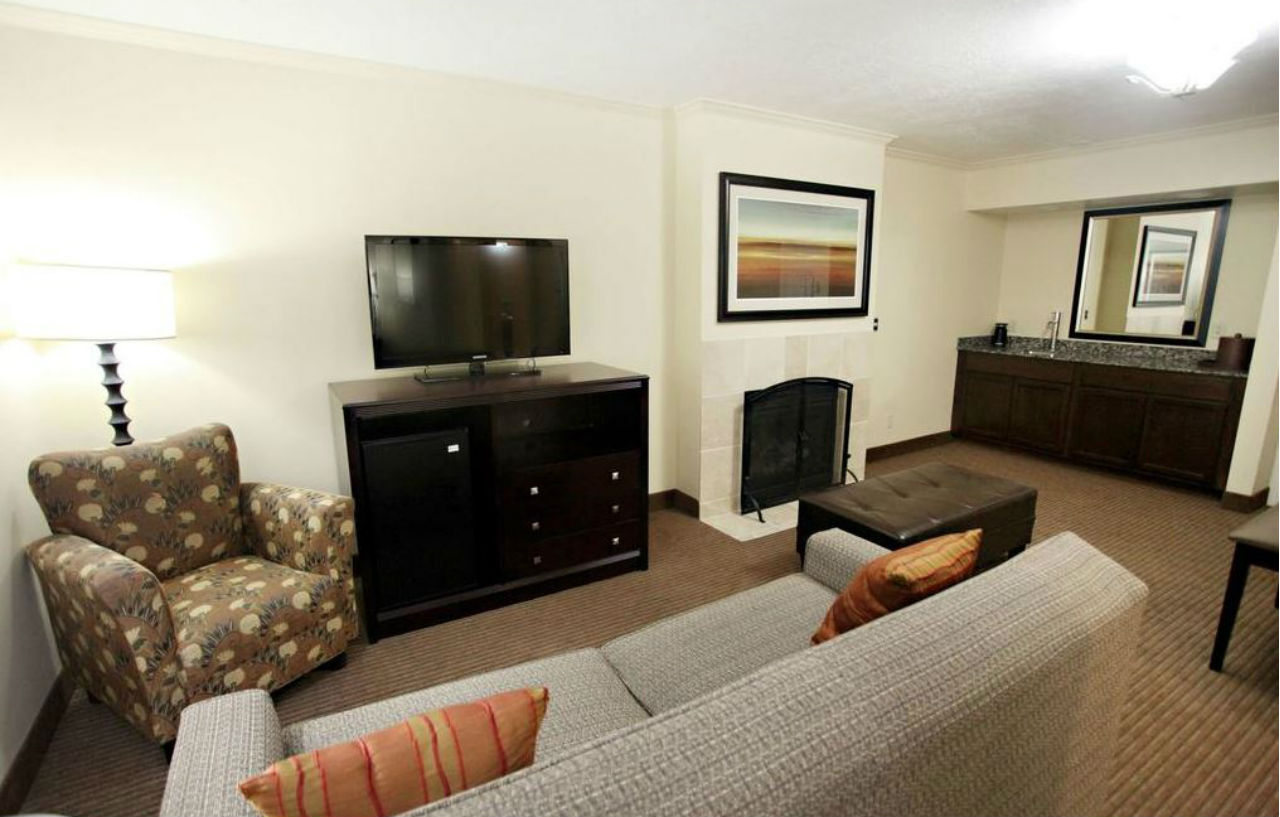 Best Western Plus Cotton Tree Inn North Salt Lake Exterior photo